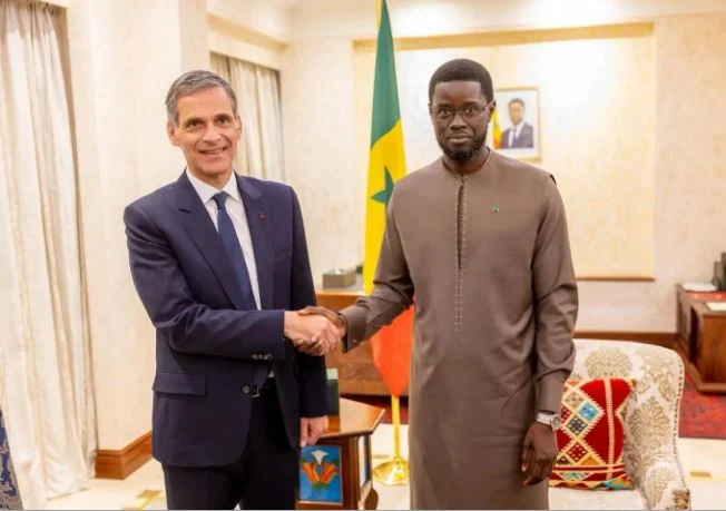 Échanges entre Bassirou Diomaye Faye et Rodolphe Saadé sur le port de Ndayane