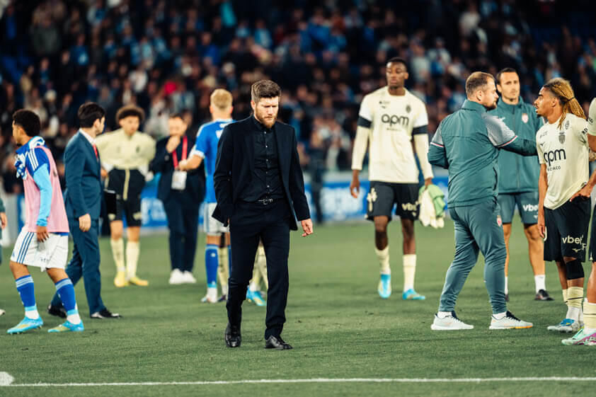 Sébastien Pocognoli, entraîneur de l'AS Monaco, lors de la conférence de presse d'après-match.
