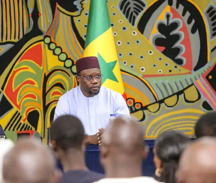 Ousmane Sonko en pleine intervention lors d'un Conseil interministériel au Sénégal