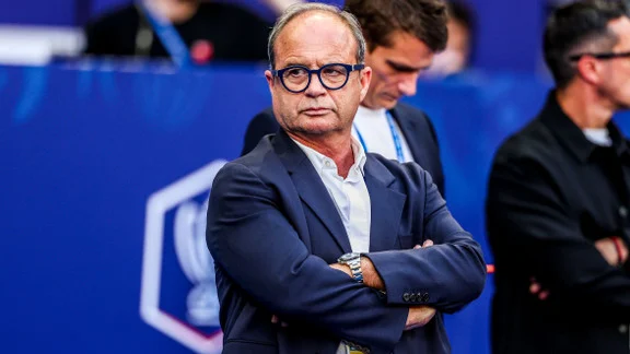 Luis Campos en discussion pour un transfert