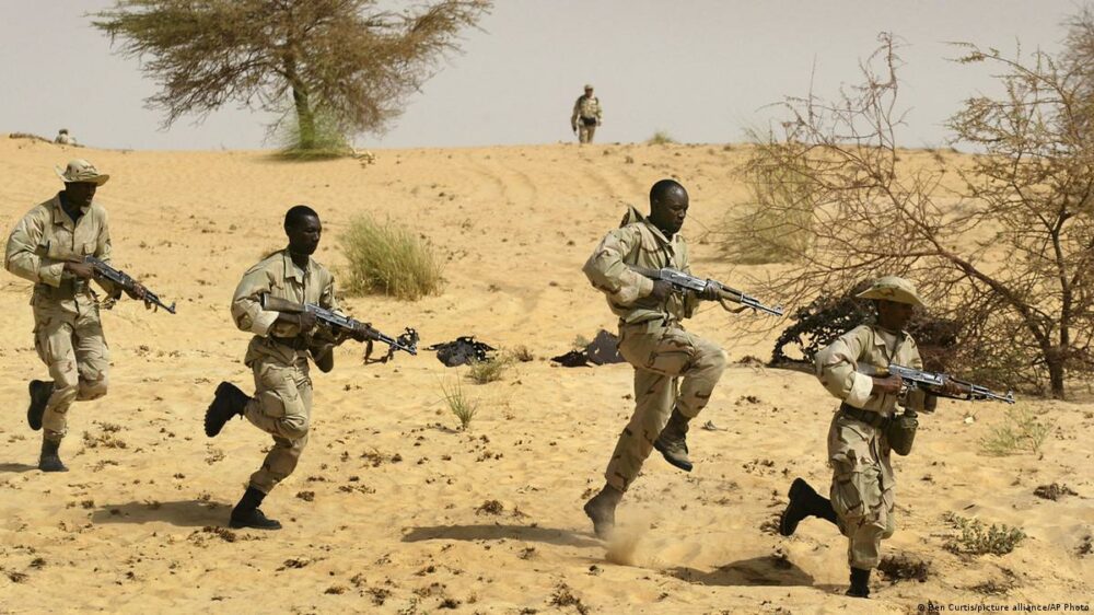 Mali : prime record pour traquer les chefs terroristes du Sahel