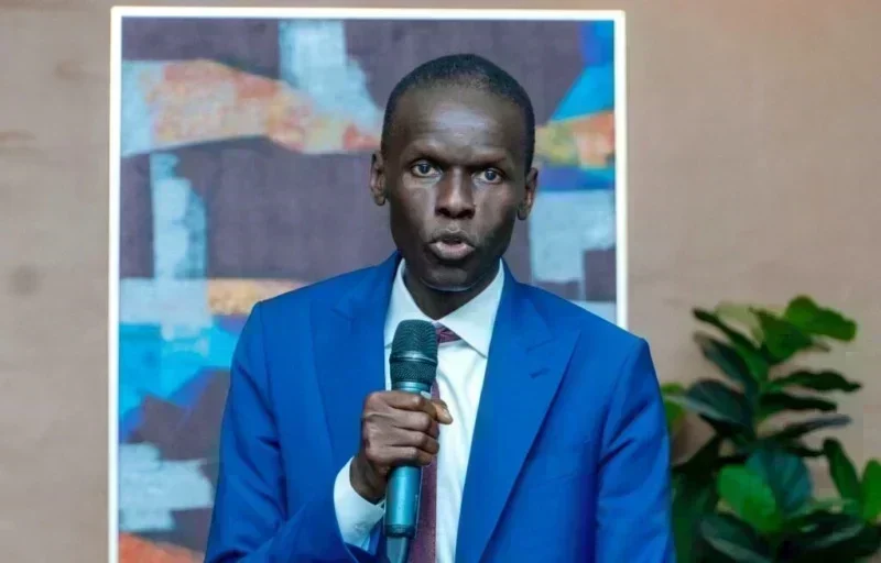 licenciement politique de Waly Diouf Bodian à Dakar après sa prédiction sur Macky Sall