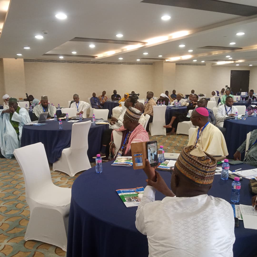 Vue d’ensemble d’un forum de discussion sur la paix au Niger