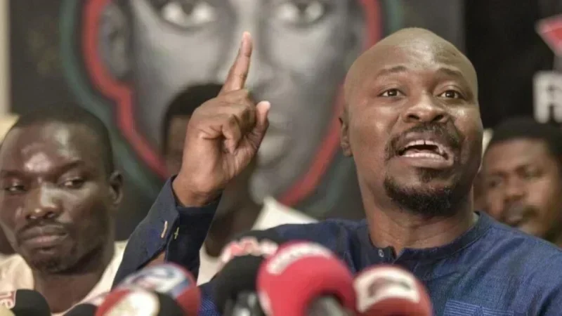 Guy Marius Sagna devant les fonds politiques au Sénégal