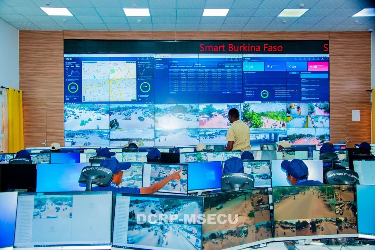 Un écran affichant le tableau de bord de l'e-verbalisation au Burkina Faso