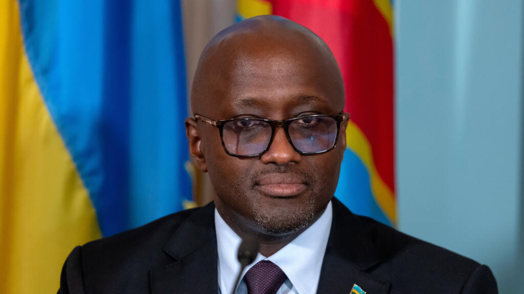 Signature d'un accord de paix entre le Rwanda et la RDC, illustration avec le ministre rwandais des Affaires étrangères Olivier Nduhungirehe
