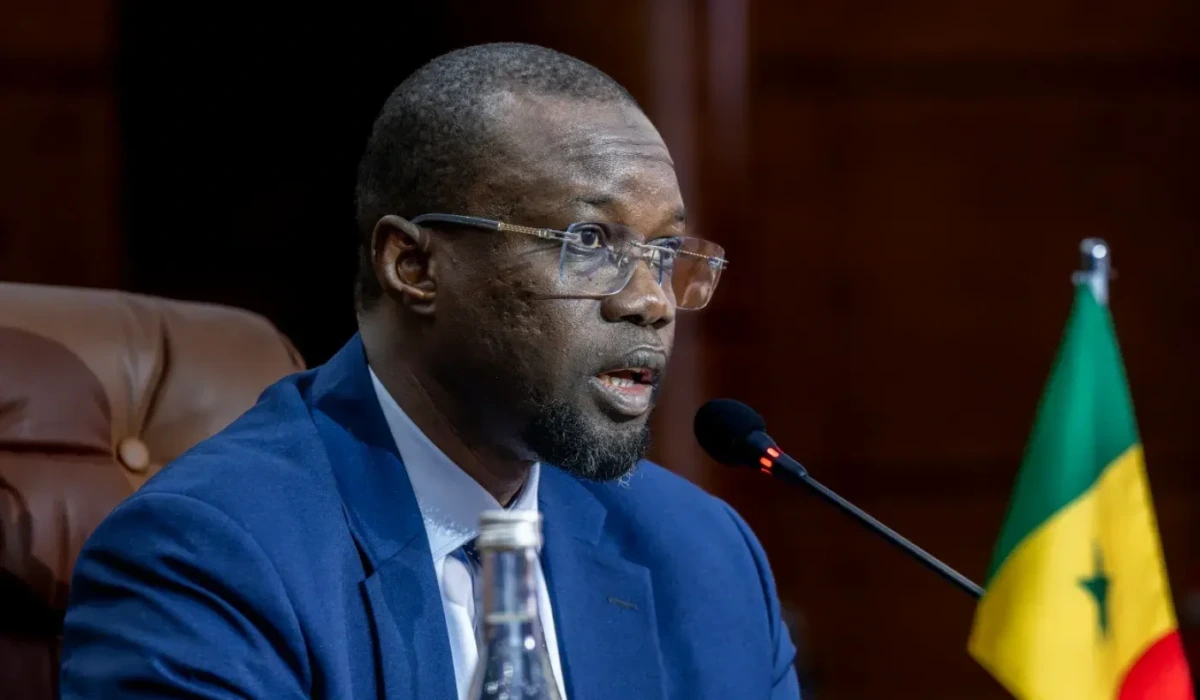 Portrait d'Ousmane Sonko dans le cadre de ses projets législatifs