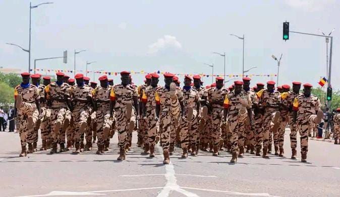 Tchad : une fête nationale entre solennité militaire et quotidien des marchés